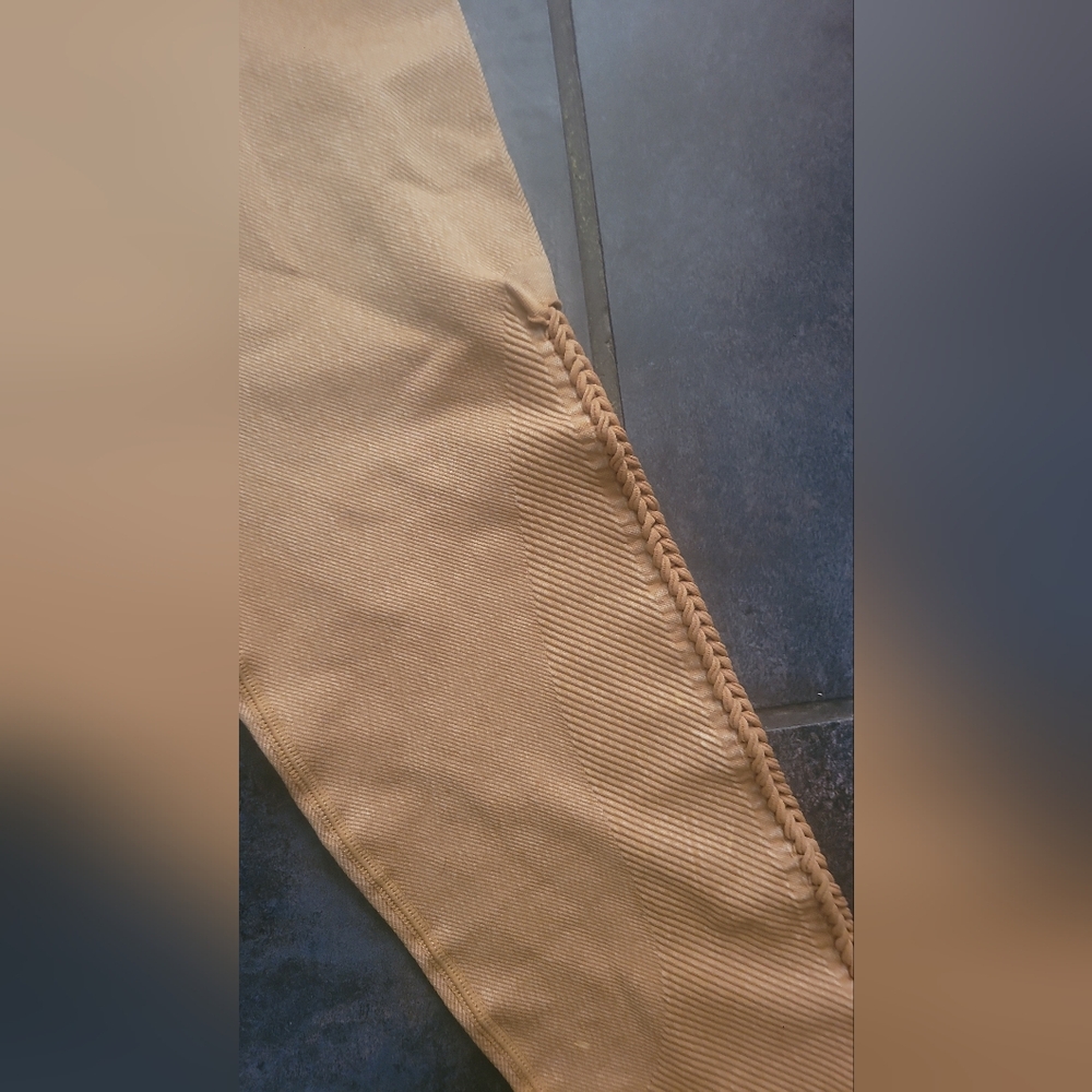 NWT Aerie High-Waist Seamless Leggings in Camel Golden with Side Perforation Med - Picture 4 of 4